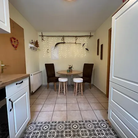 Eifelpause Apartment *